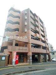地下鉄七隈線福大前駅まで徒歩20分