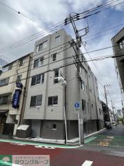 東京メトロ丸ノ内線新宿三丁目駅まで徒歩5分