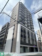 地下鉄七隈線渡辺通駅まで徒歩8分