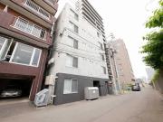 地下鉄南北線中島公園駅まで徒歩7分