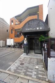 西鉄天神大牟田線高宮駅まで徒歩9分