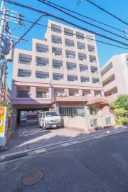 ＪＲ鹿児島本線九産大前駅まで徒歩6分