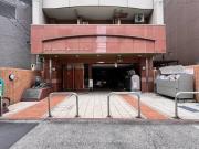 地下鉄鶴舞線丸の内駅まで徒歩6分