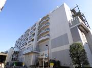 京王線芦花公園駅まで徒歩1分
