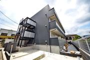 相鉄本線鶴ケ峰駅まで徒歩6分