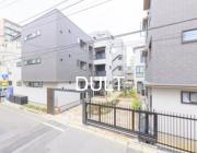 ＪＲ山手線巣鴨駅まで徒歩4分