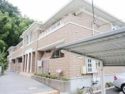 小田急小田原線鶴川駅までバス約17分 徒歩1分