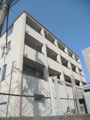 ＪＲ東海道本線戸塚駅まで徒歩4分
