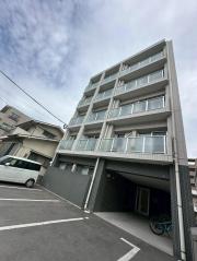 鹿児島市電唐湊線神田（交通局前）駅まで徒歩10分