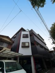 南海高野線百舌鳥八幡駅まで徒歩7分