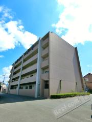南海泉北線和泉中央駅まで徒歩12分