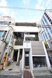 地下鉄四つ橋線肥後橋駅まで徒歩2分