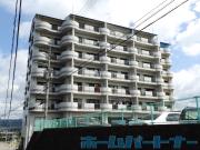 アクティ川島