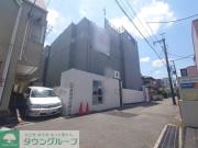 Log登戸station side