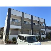 Y′s court