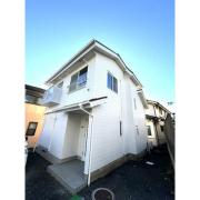 ＪＲ東海道本線辻堂駅までバス約7分 徒歩3分