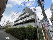 J.リヴェール学芸大学