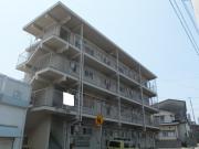 ＪＲ山陰本線綾羅木駅まで徒歩9分