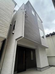 川崎市宮前区南平台4丁目戸建て