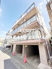 東京メトロ丸ノ内線(方南町支線)中野新橋駅まで徒歩9分