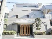 都営大江戸線国立競技場駅まで徒歩8分