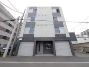 M′s square
