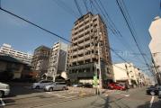 西鉄天神大牟田線西鉄平尾駅まで徒歩8分