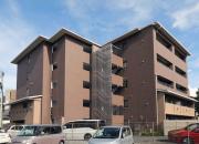 Grand E′terna 京大正門前