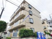 ファミール新井