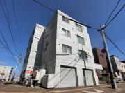 地下鉄東西線新さっぽろ駅まで徒歩13分