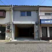 菅相塚町ガレージハウス