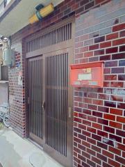 中宮3丁目貸家