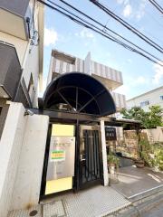 NAKA HOUSE