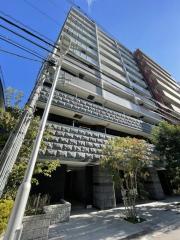プレサンス南森町駅前