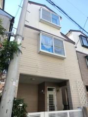 ＪＲ中央線三鷹駅まで徒歩13分