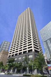コンシェリア西新宿TOWER S WEST