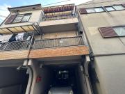 大東市野崎1-19-3 3階建