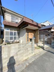 小屋浦3丁目借家