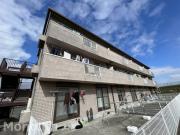 南海泉北線和泉中央駅まで徒歩32分