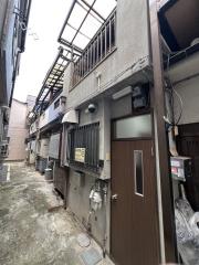 遠里小野貸家