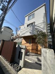 東京メトロ千代田線町屋駅まで徒歩10分