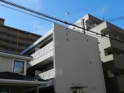 東武伊勢崎・大師線獨協大学前駅まで徒歩2分