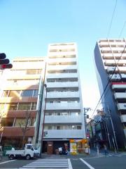 地下鉄堺筋線南森町駅まで徒歩6分