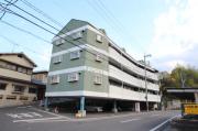 岡山軌道東山本線東山岡電ミュージアム駅まで徒歩4分