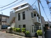 東急田園都市線三軒茶屋駅まで徒歩11分