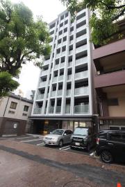 Bergamotto片野駅前