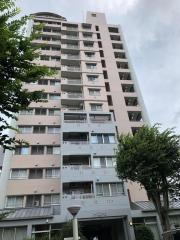 京王相模原線京王堀之内駅まで徒歩12分
