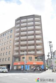 西鉄天神大牟田線薬院駅まで徒歩1分