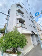 ＪＲおおさか東線ＪＲ河内永和駅まで徒歩8分