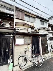 新橋町糸数貸家